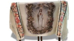 09021EC6-BD5D-487A-9A5C-13D1F3FA7BE5_1_105_c Manto Inmaculado Corazón de María