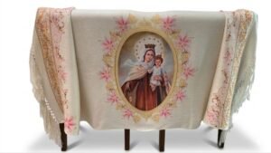 Manto Virgen del Cármen