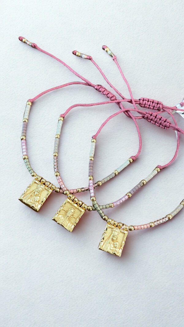 Pulsera de hilo Escapulario