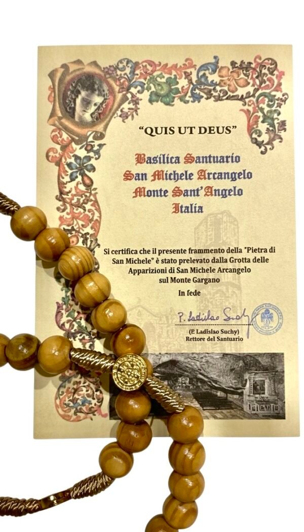 F3258A52-F375-4659-8041-5A7A237F48D7_1_105_c Rosario reliquia San Miguel Arcángel