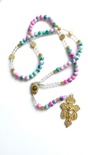 Rosario con reliquia de Medujorge