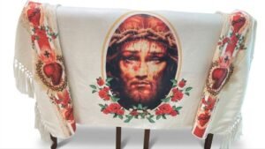 363E9411-A0EB-4127-92CA-AA927C9DE3AD_1_105_c Manto La Preciosa Sangre